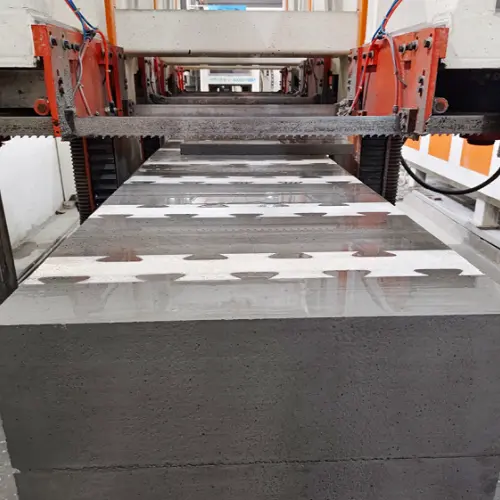 Composiet sandwich zelfisolerend blok productiemateriaal